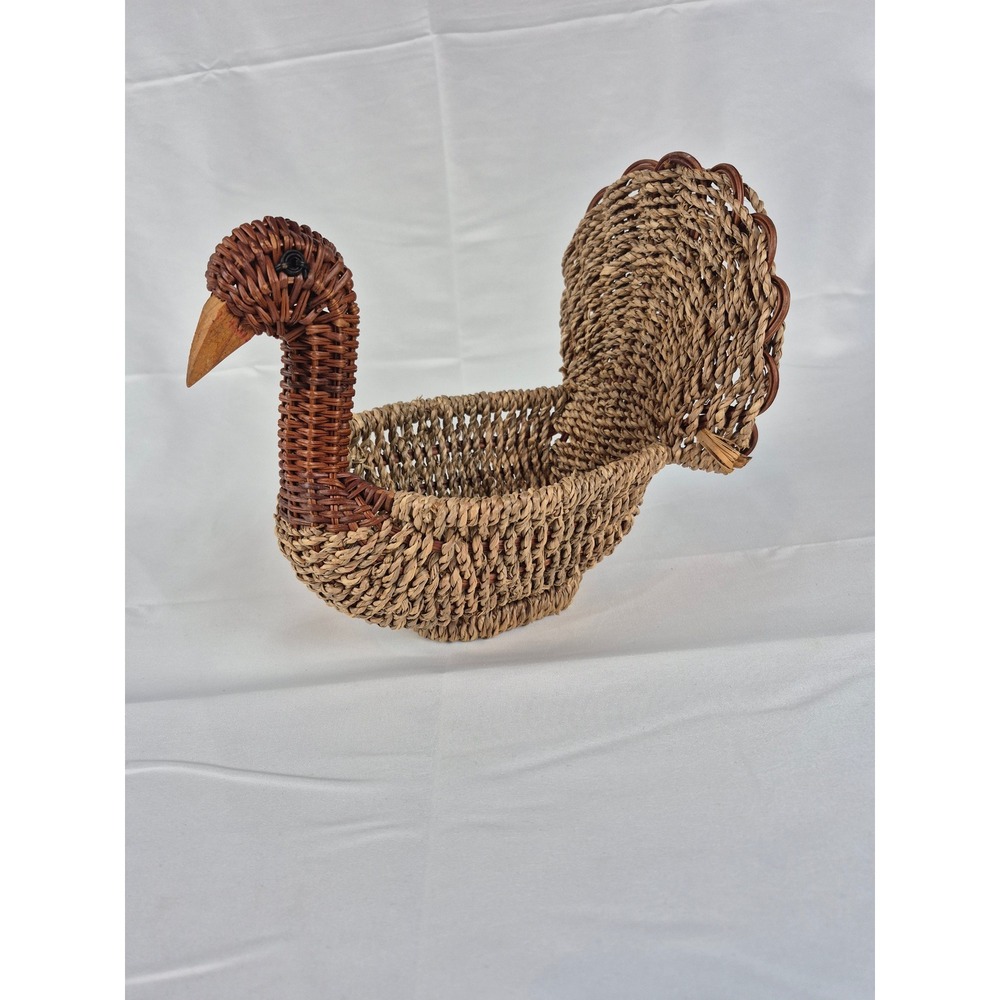 Vintage Woven Turkey Basket Thanksgiving Centerpiece Wicker Seagrass Decor Brown